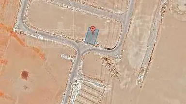 أرض في قرية الصلاحية - امتداد طريق المطار - 25,000 دأ - صورة NaN