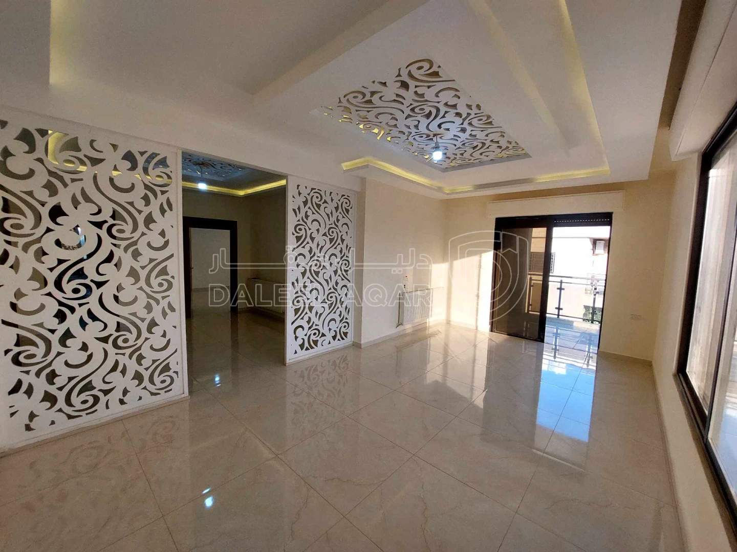 شقة في خلف اكادمية ايبك - 129,000 دأ - صورة 1
