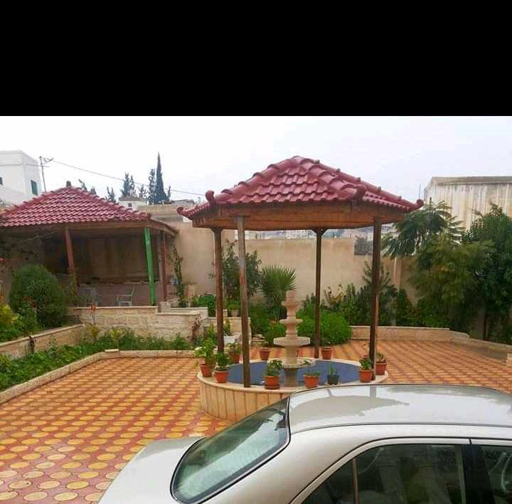 مبنى في المفرق .منشية بني حسن. وسط البلد  - 260,000 دأ - صورة 1