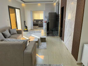 مبنى في عمان البنيات بالقرب من طريق الخدمات الرئيسي - 430,000 دأ - صورة NaN