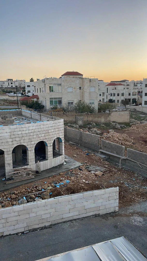 فيلا/منزل في شفابدران حوض المقرن قريب من مسجد الشمري  - 180,000 دأ - صورة 1