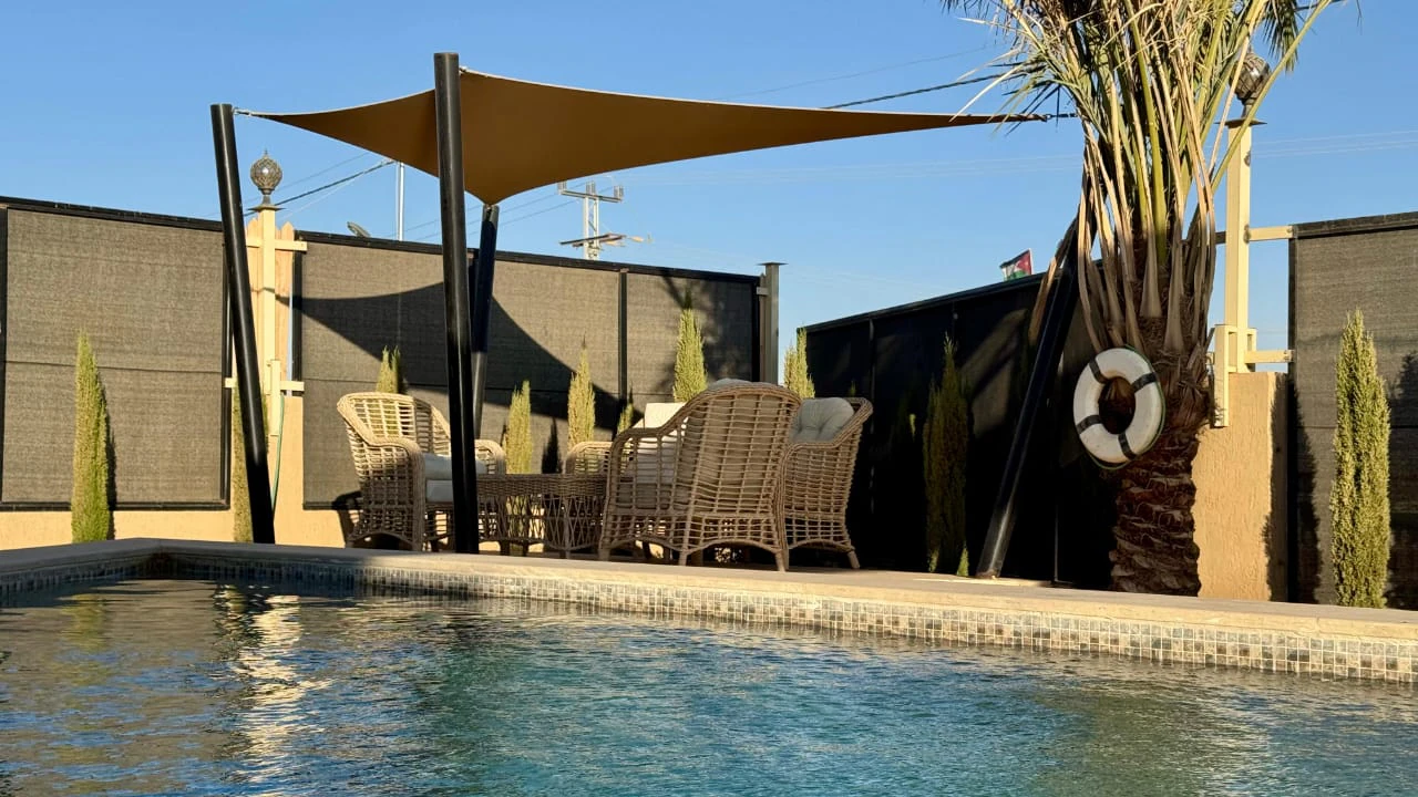 مزرعة/شاليه في 39 كم عن الرويال  - 168,000 دأ - صورة 1