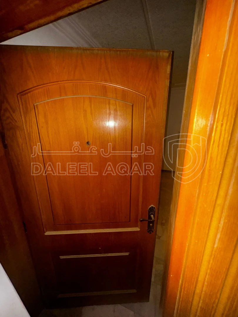 شقة في Suweileh - 90,000 دأ - صورة 1