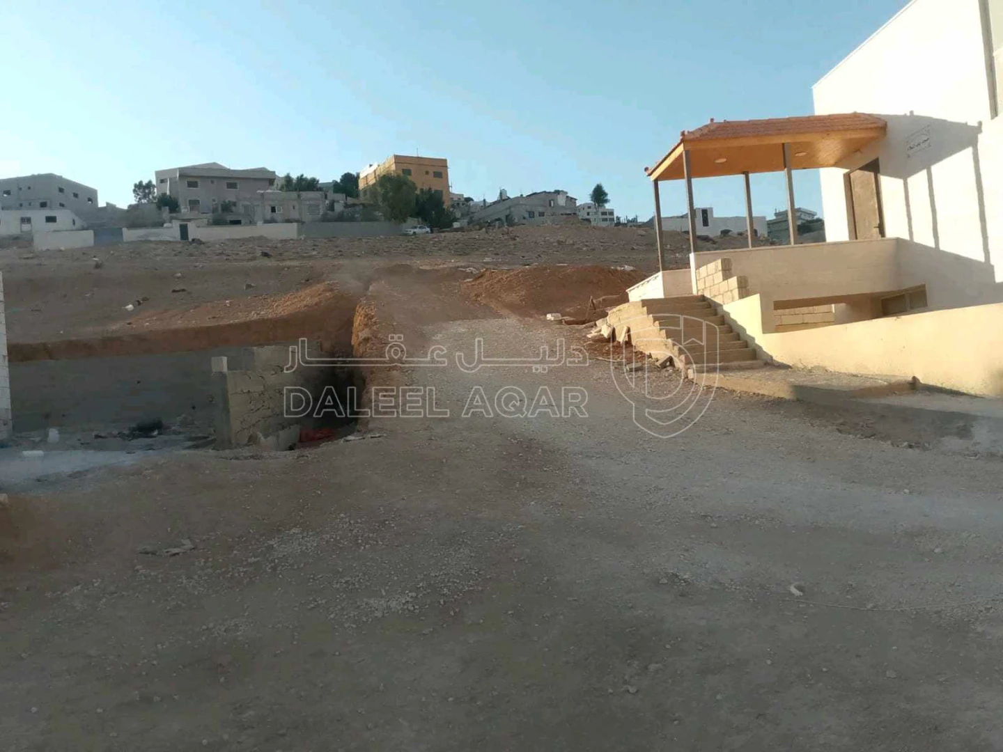 أرض في الأردن - عمان قطعة أرض في ماركا/ المغيرات  - 19,000 دأ - صورة 1