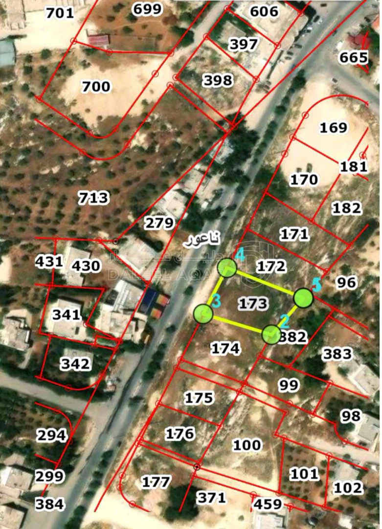 أرض في ناعور - العمرية - طريق البحر الميت - 250,000 دأ - صورة 1