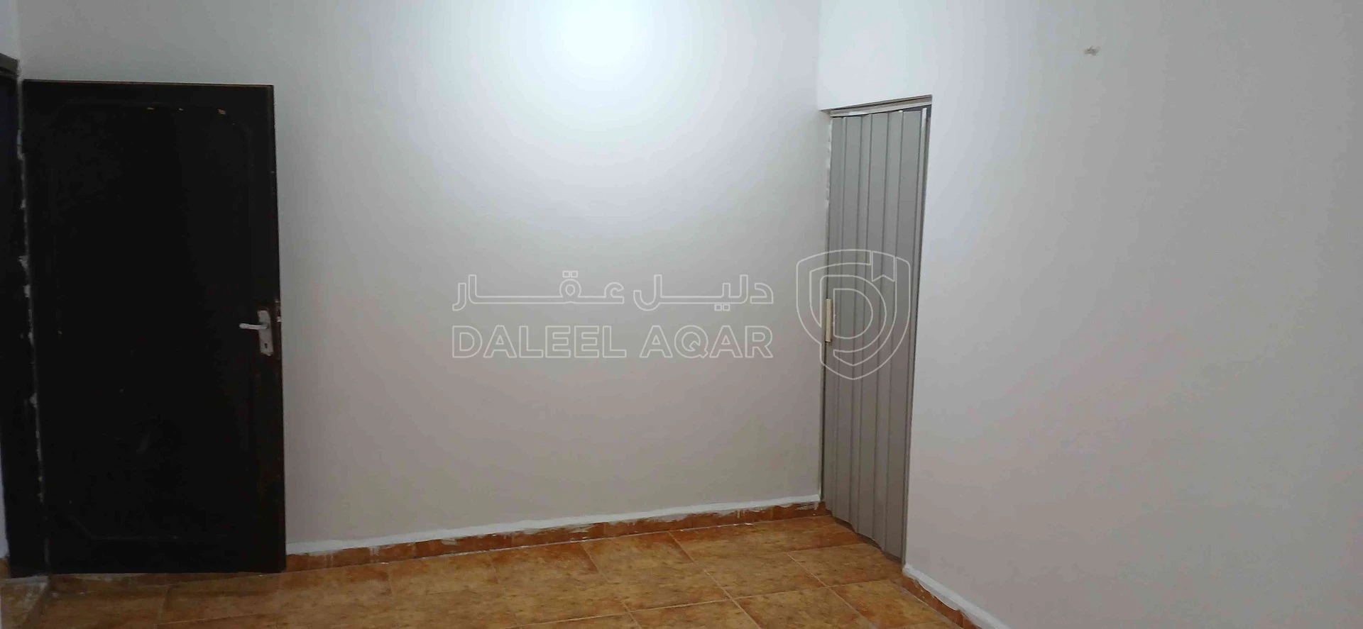 شقة في المرج بالقرب من دوار الإسكان  - 25,000 دأ - صورة 1