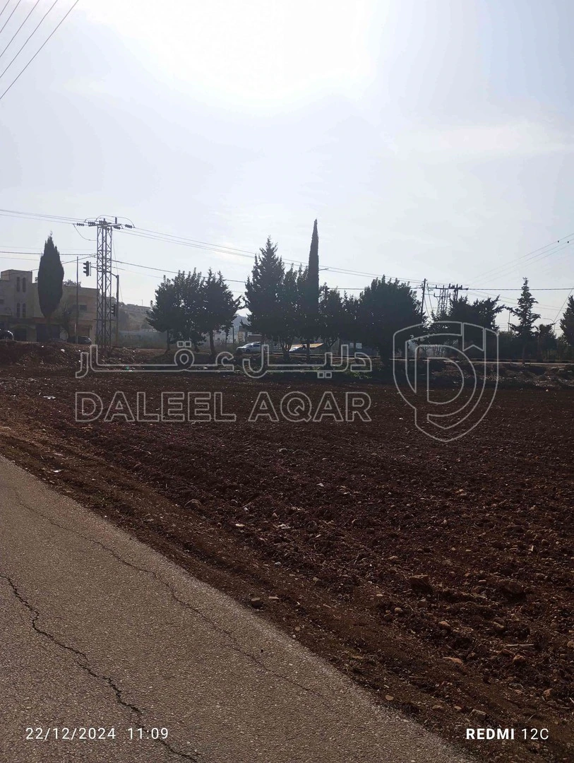 أرض في حسبان الشارع الرئيسي بعد البلديه - 220,000 دأ - صورة 1