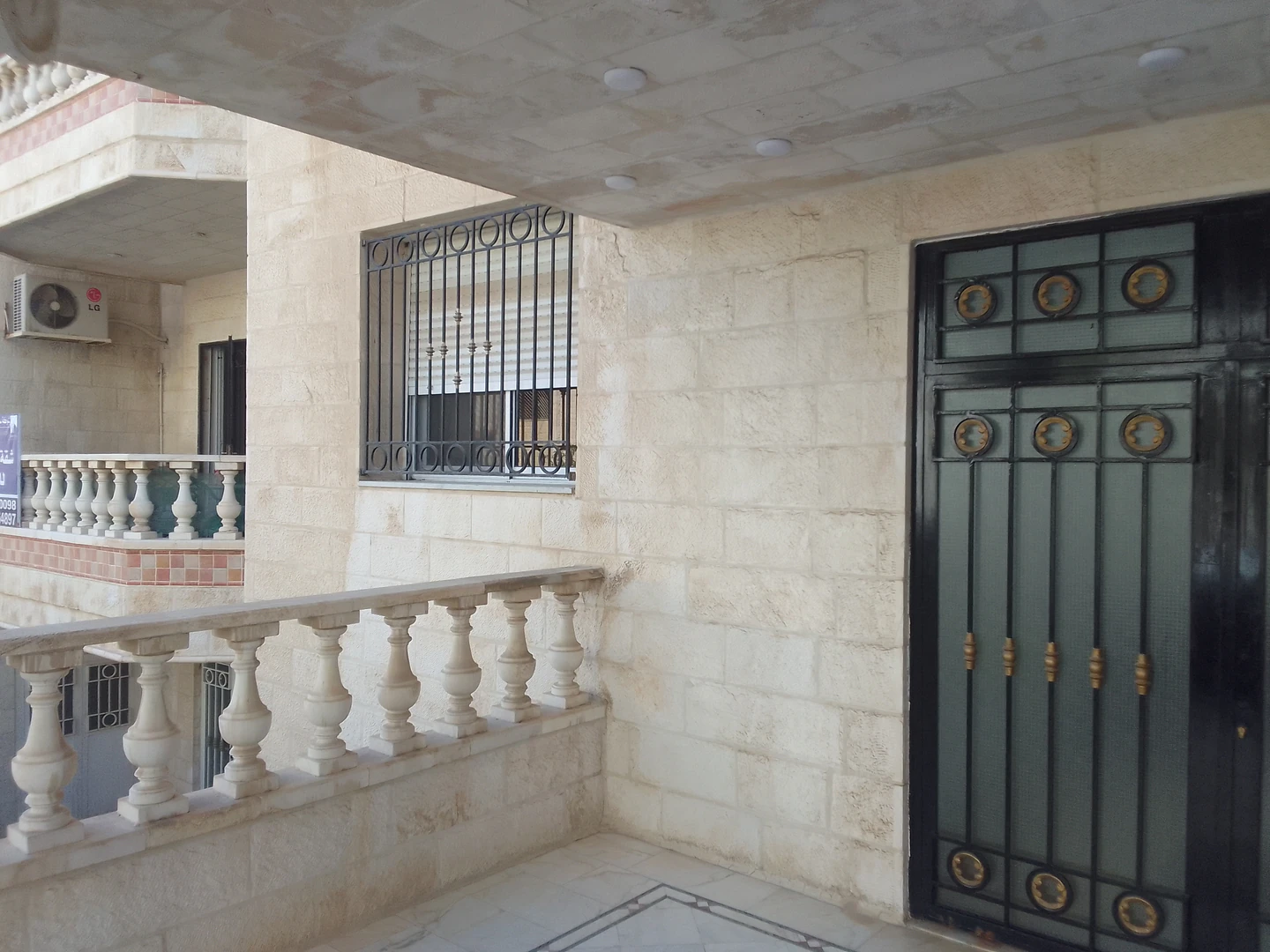 شقة في دير غبار خلف صيدلية جونيا  - 145,000 دأ - صورة 1