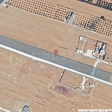 أرض في قطعة على شارع الاربعين المؤدي لشارع المطار  - 211,925 دأ - صورة 1