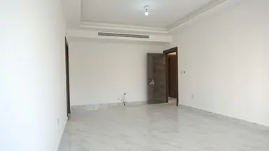 شقة - خلف المدرسة الانجليزية - قرب ستي مول - 330000 دأ