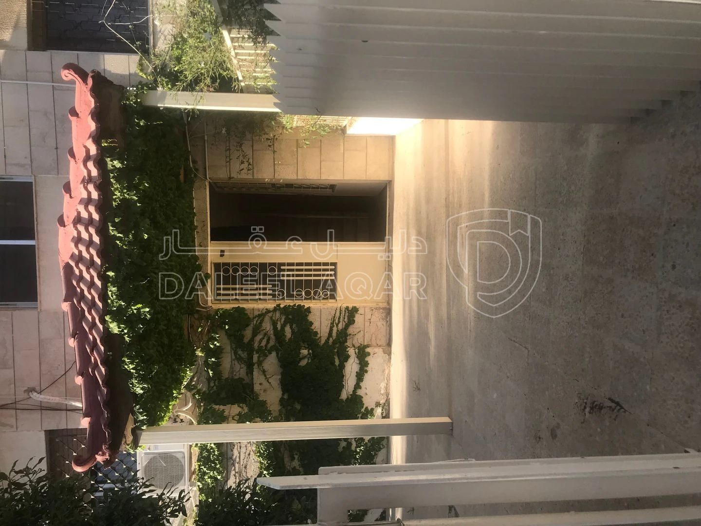 شقة في البنيات قرب جامعة البتراء  - 70,000 دأ - صورة 1