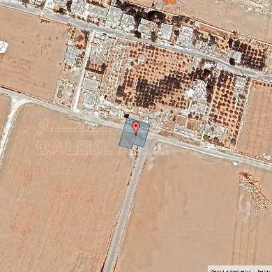 أرض في قرية الصلاحية - امتداد طريق المطار - 27,500 دأ - صورة 1