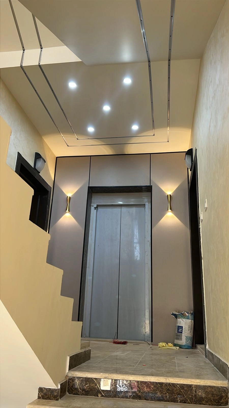 شقة في اربد - شرق دوار الطيارة  - 65,000 دأ - صورة 1