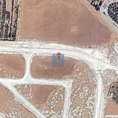 أرض في بالقرب من مدرسة الشويفات ونادي الجواد العربي - 241,800 دأ - صورة 1