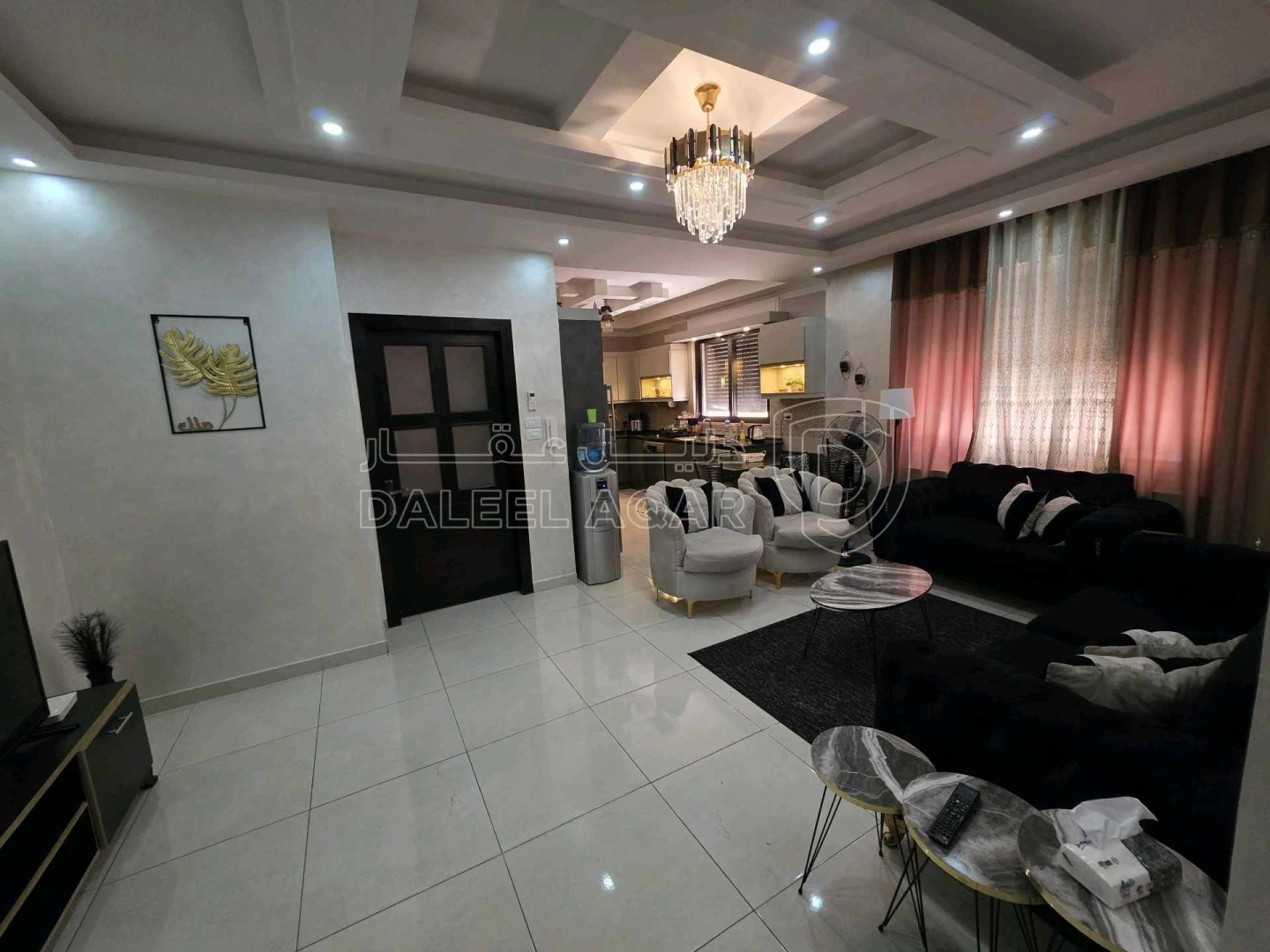 شقة في عرجان شارع الطبري - 75,000 دأ - صورة 1