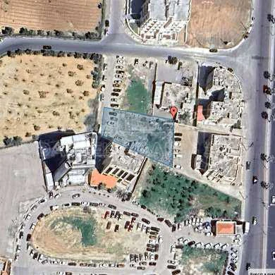 أرض في عمان - الجبيهة ، قرب سيفوي الجبيهة ، خلف حسام عمرو للسيراميك - 360,000 دأ - صورة 1
