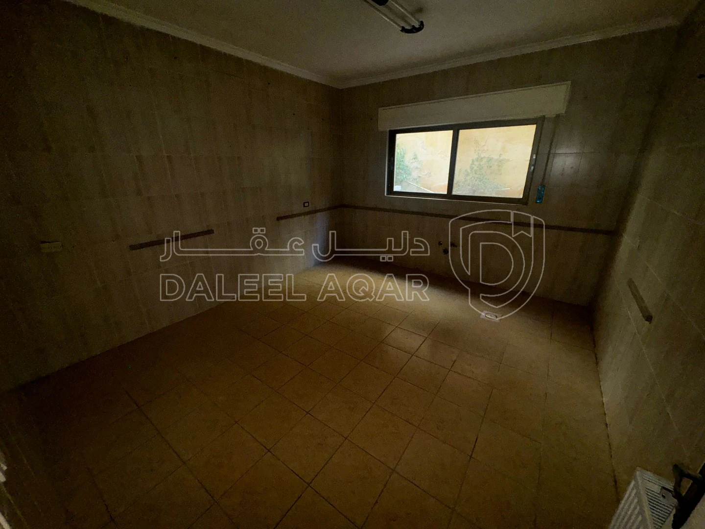 شقة في Suweileh - 90,000 دأ - صورة 1