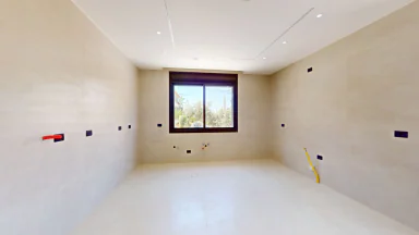 شقة في شقة طابق اول في شفابدران  - 90,000 دأ - صورة NaN