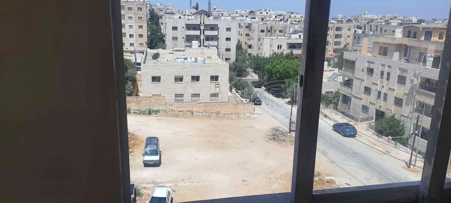 شقة في اربد خلف الضمان الاجتماعي - 9,500 دأ - صورة 1