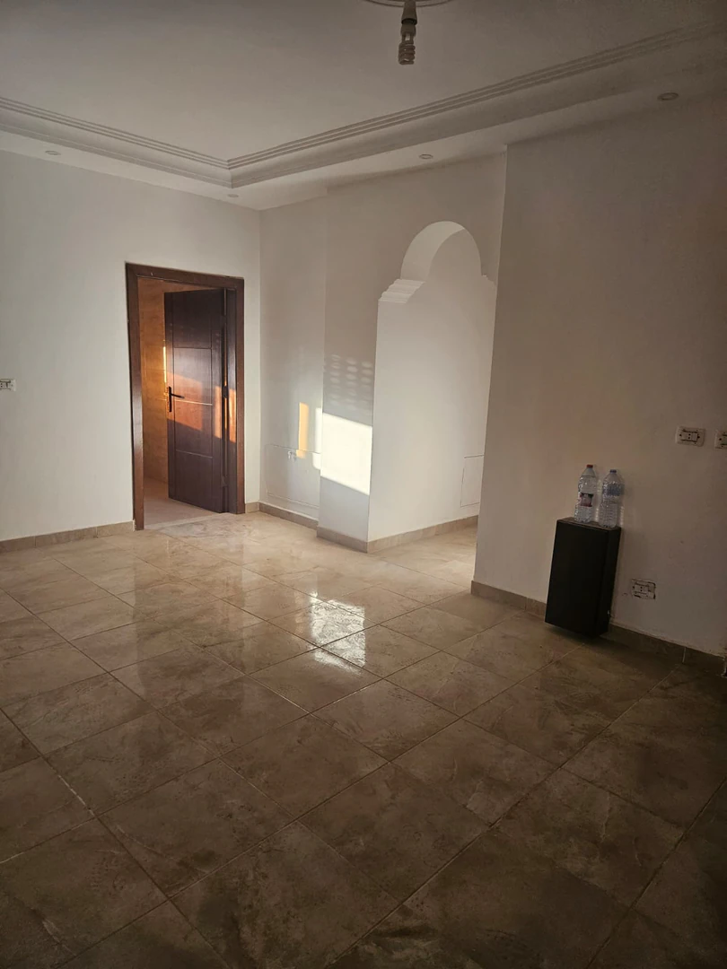شقة في السلط - نقب الدبور  - 56,000 دأ - صورة 1