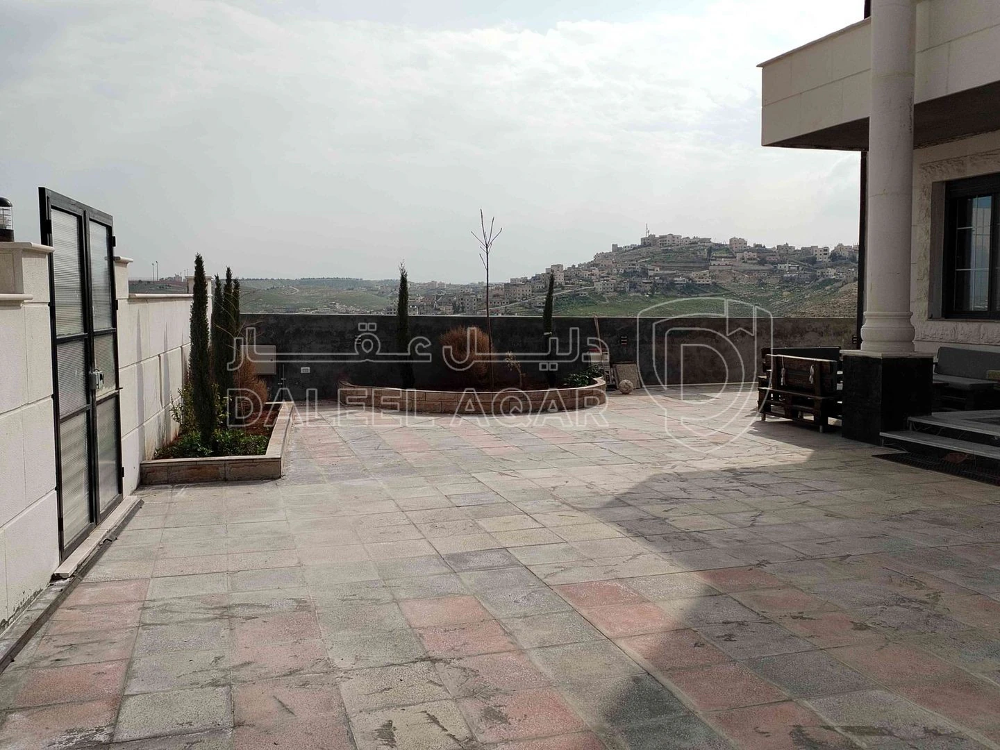 فيلا/منزل في جبل النصر /المغيرات  - 185,000 دأ - صورة 1