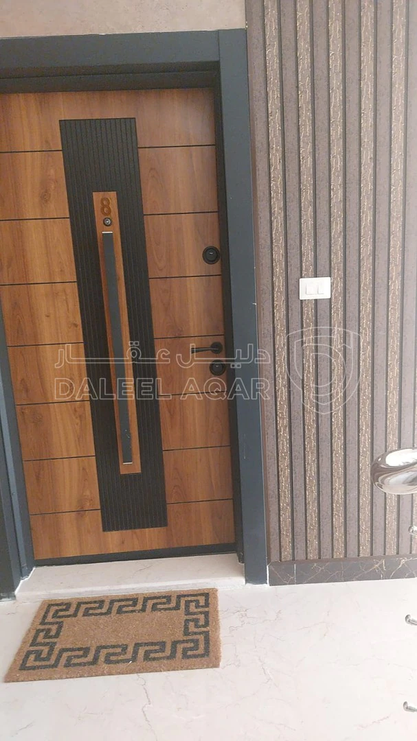شقة في شارع يوسف رفيق الداهوودي - 298,000 دأ - صورة 1