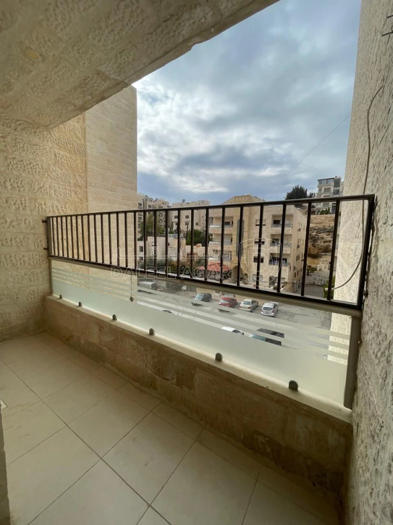 شقة في ضاحية الرشيد - مقابل الكلية الاسلامية  - 66,500 دأ - صورة 1