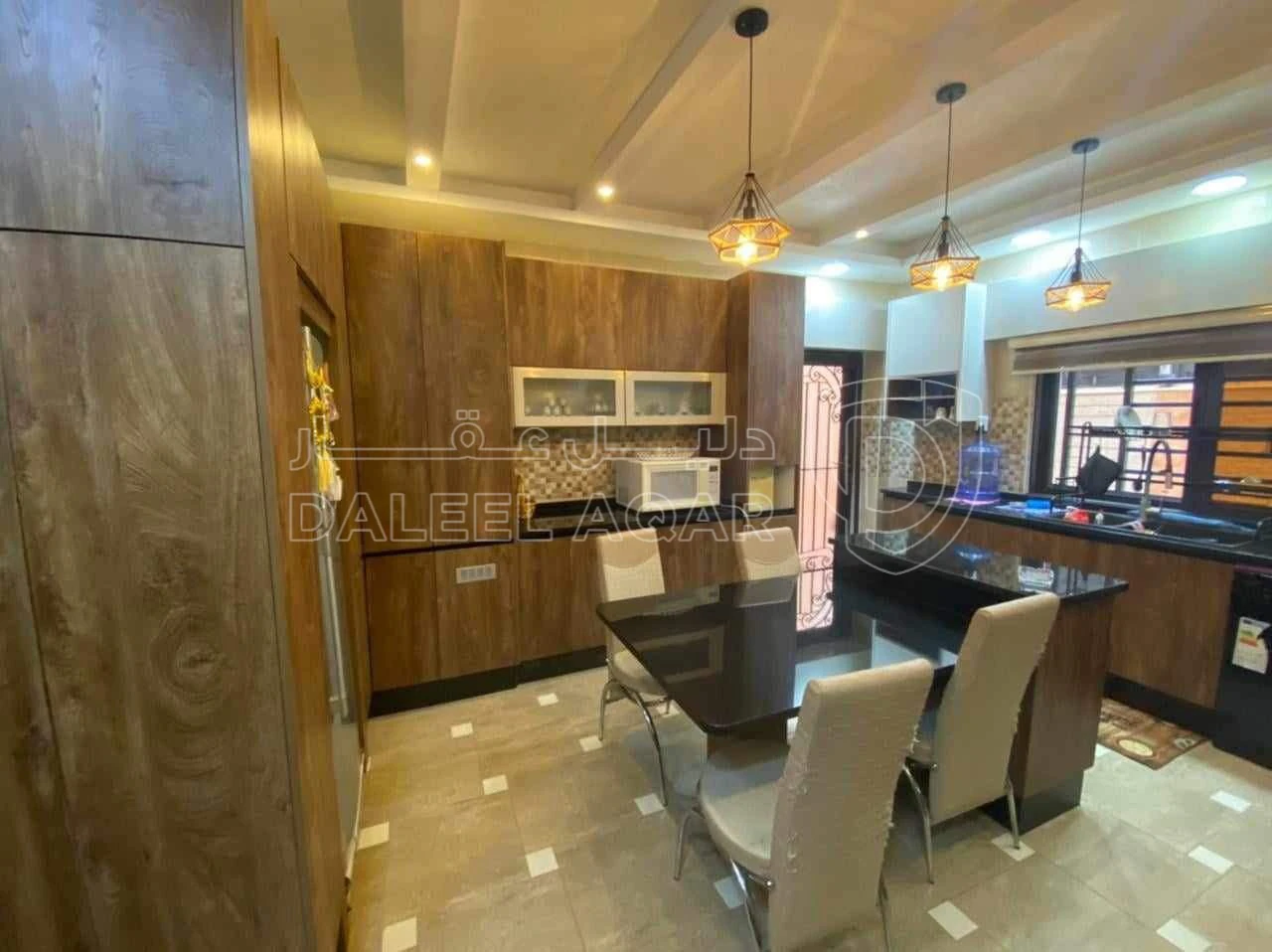 شقة في المدينة الرياضية شارع مهاوش العبداللات عمارة رقم 40 - 135,000 دأ - صورة 1