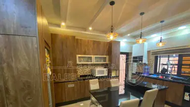 شقة في المدينة الرياضية شارع مهاوش العبداللات عمارة رقم 40 - 135,000 دأ - صورة NaN