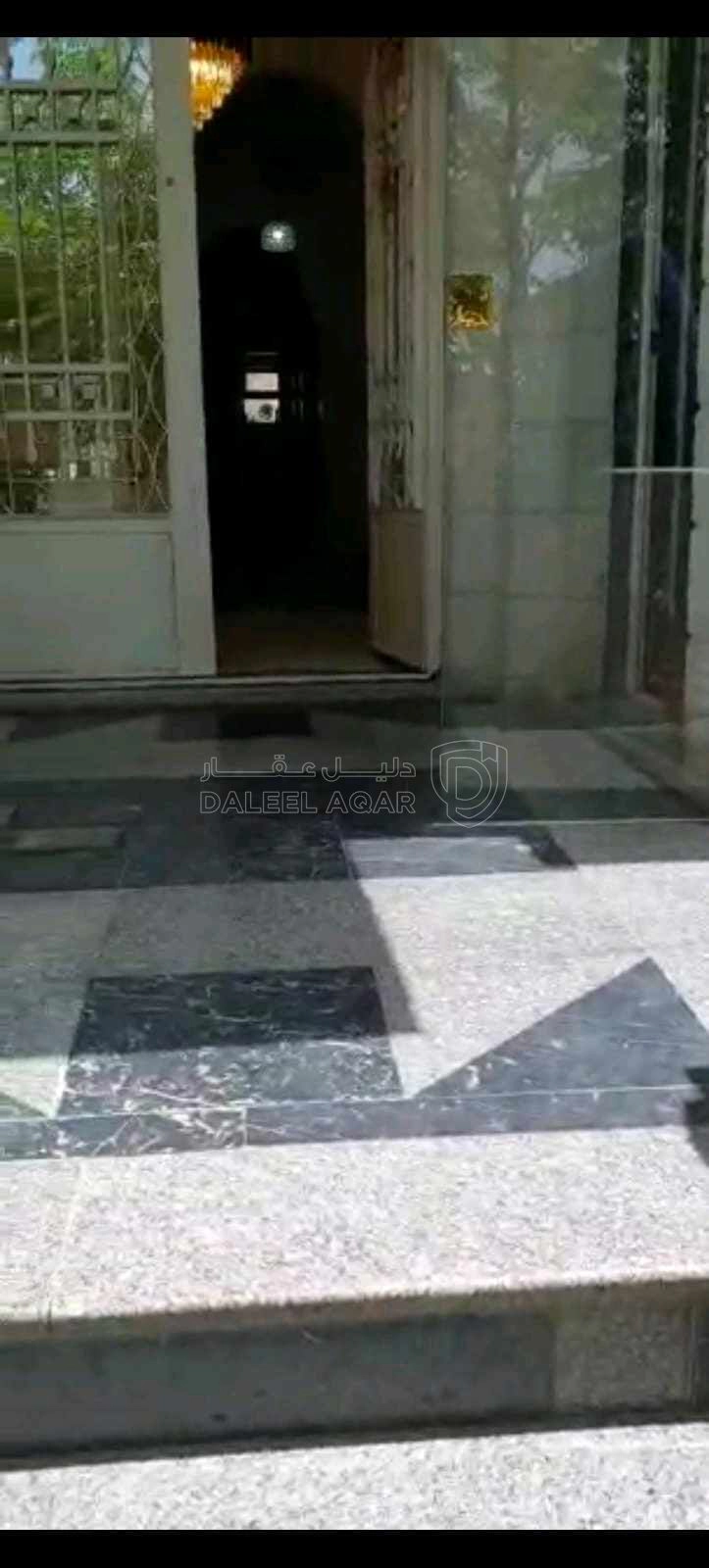 شقة في عمان جبل النصر حي عدن - 120,000 دأ - صورة 1