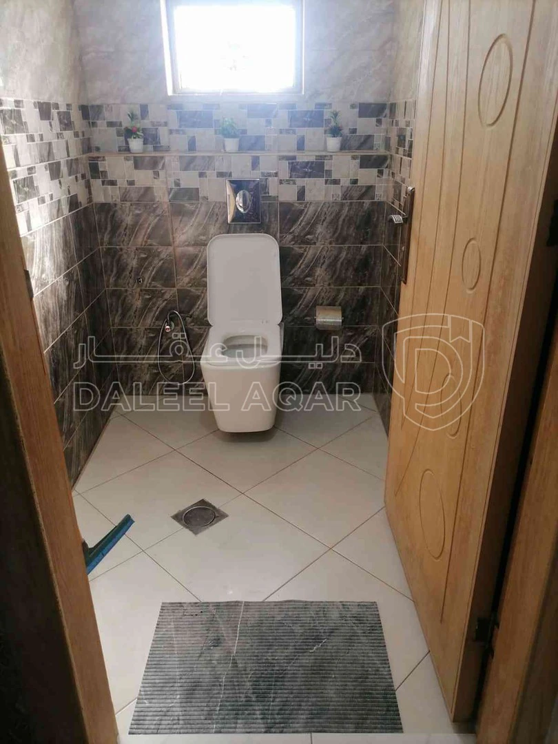 فيلا/منزل في عمان جاوا - 135,000 دأ - صورة 1