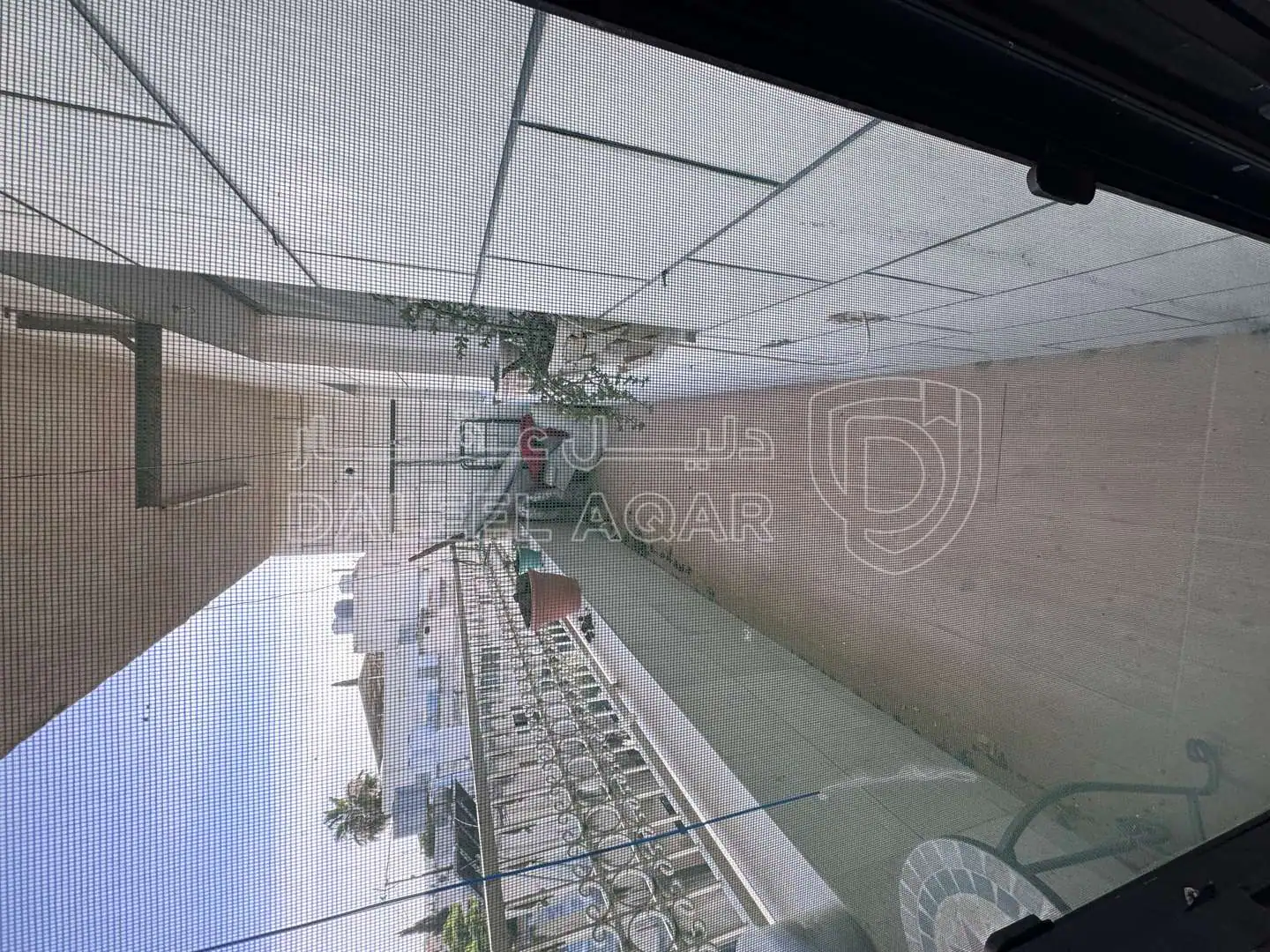 شقة في اربد مقابل نادي الحسين - 55,000 دأ - صورة 1