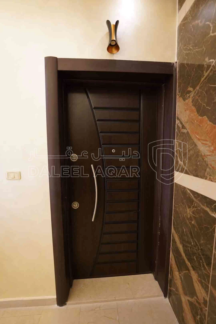 شقة في البيادر اول ابو السوس خلف مسجد حسين خواجا - 98,000 دأ - صورة 1
