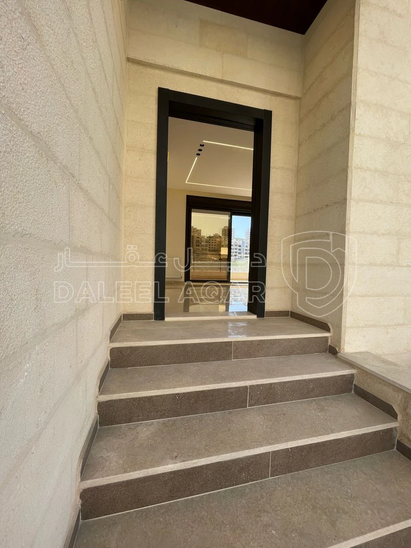 شقة في عمان - دير غبار - 115,000 دأ - صورة 1
