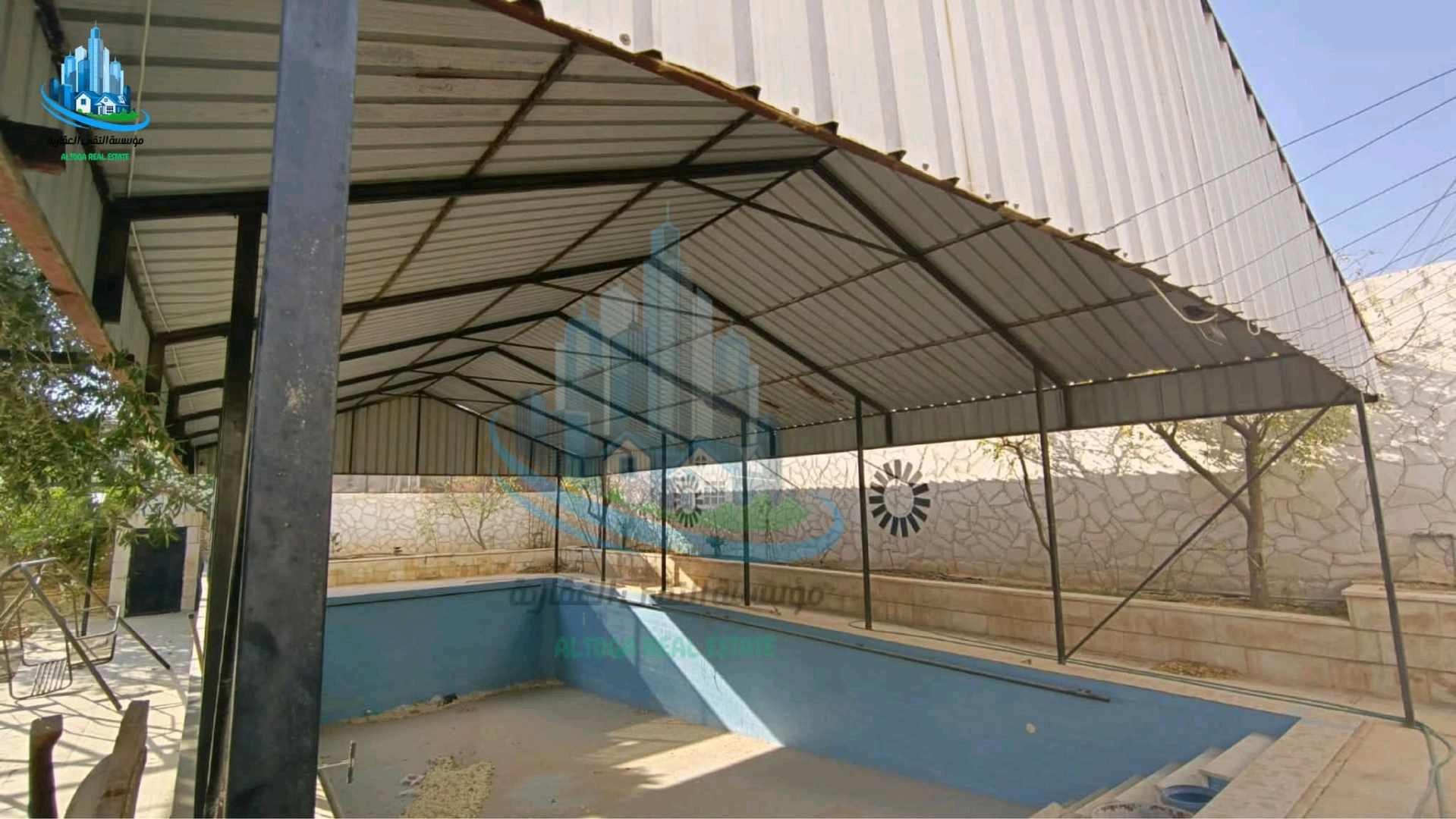 مبنى في الزرقاء الجديده دوار الجي كي - 275,000 دأ - صورة 1