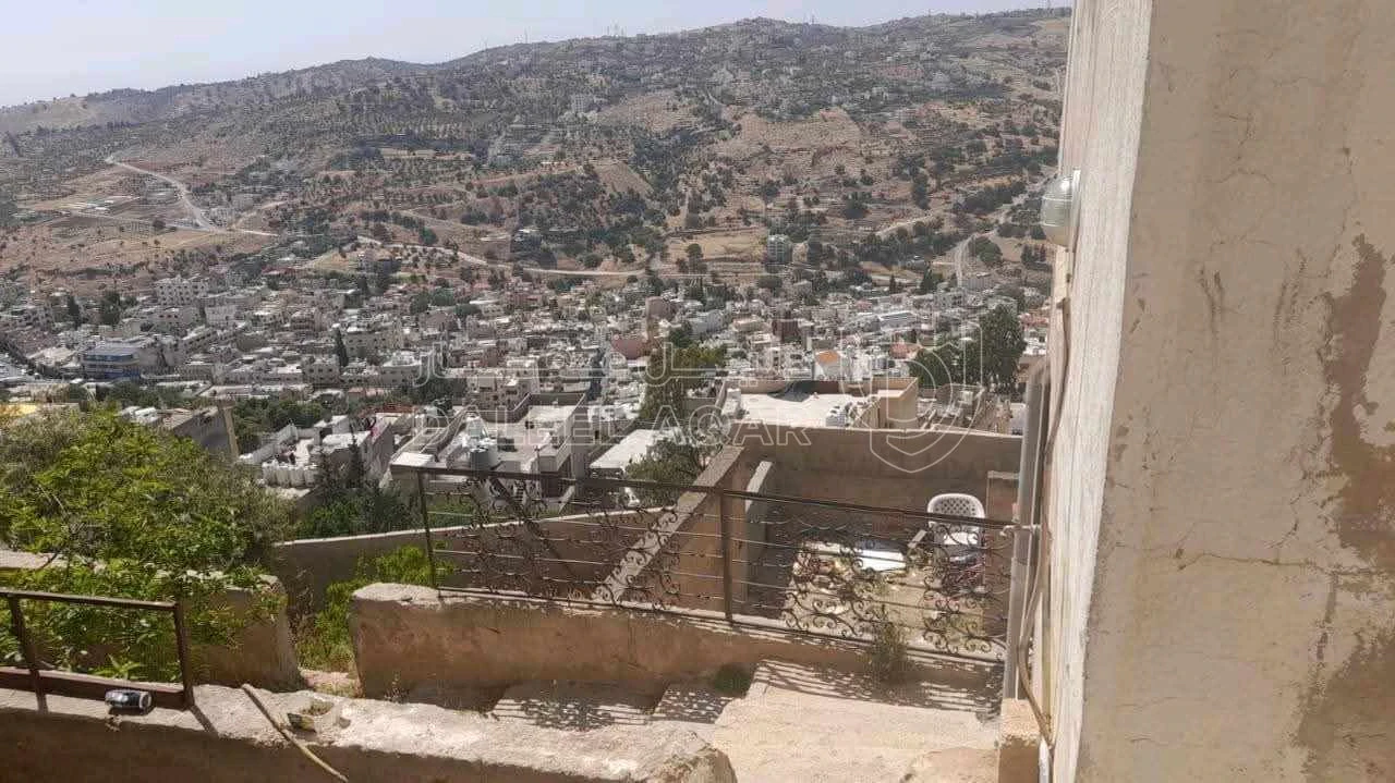 فيلا/منزل في عمان البيادر - 85,000 دأ - صورة 1