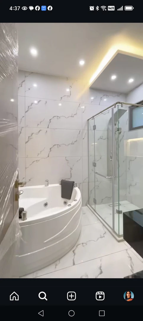 شقة في marj al hamam sport center gym - 195,000 دأ - صورة 1