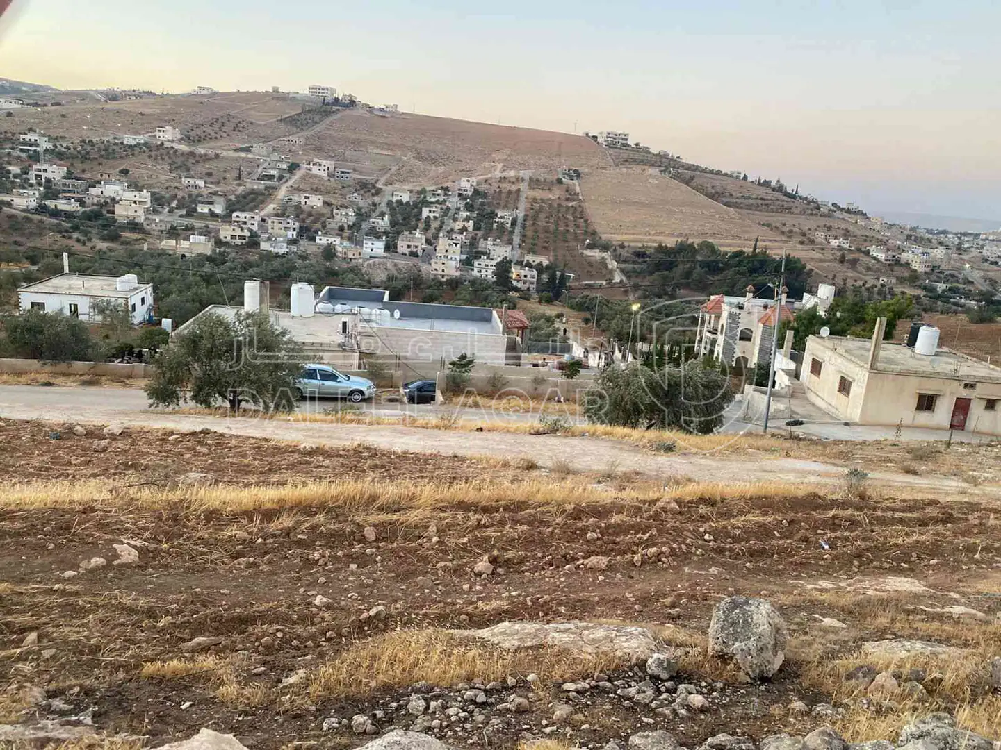 أرض في الزرقاء بيرين ام رمانة الملوط - 35,000 دأ - صورة 1