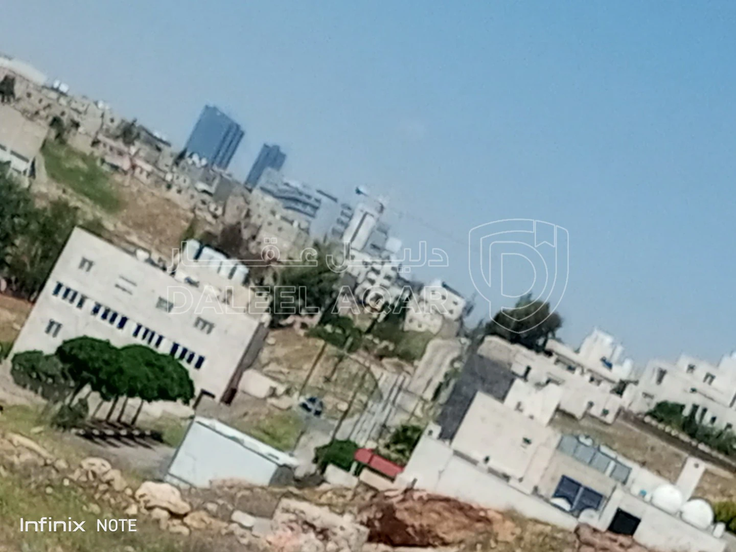 أرض في الدمينة خلف الظهير وخلف مسجد العاشوري غرب عمان - 300,000 دأ - صورة 1