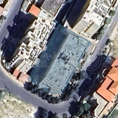 أرض في للبيع ارض في الرابية ع شارعين - 750,000 دأ - صورة 1