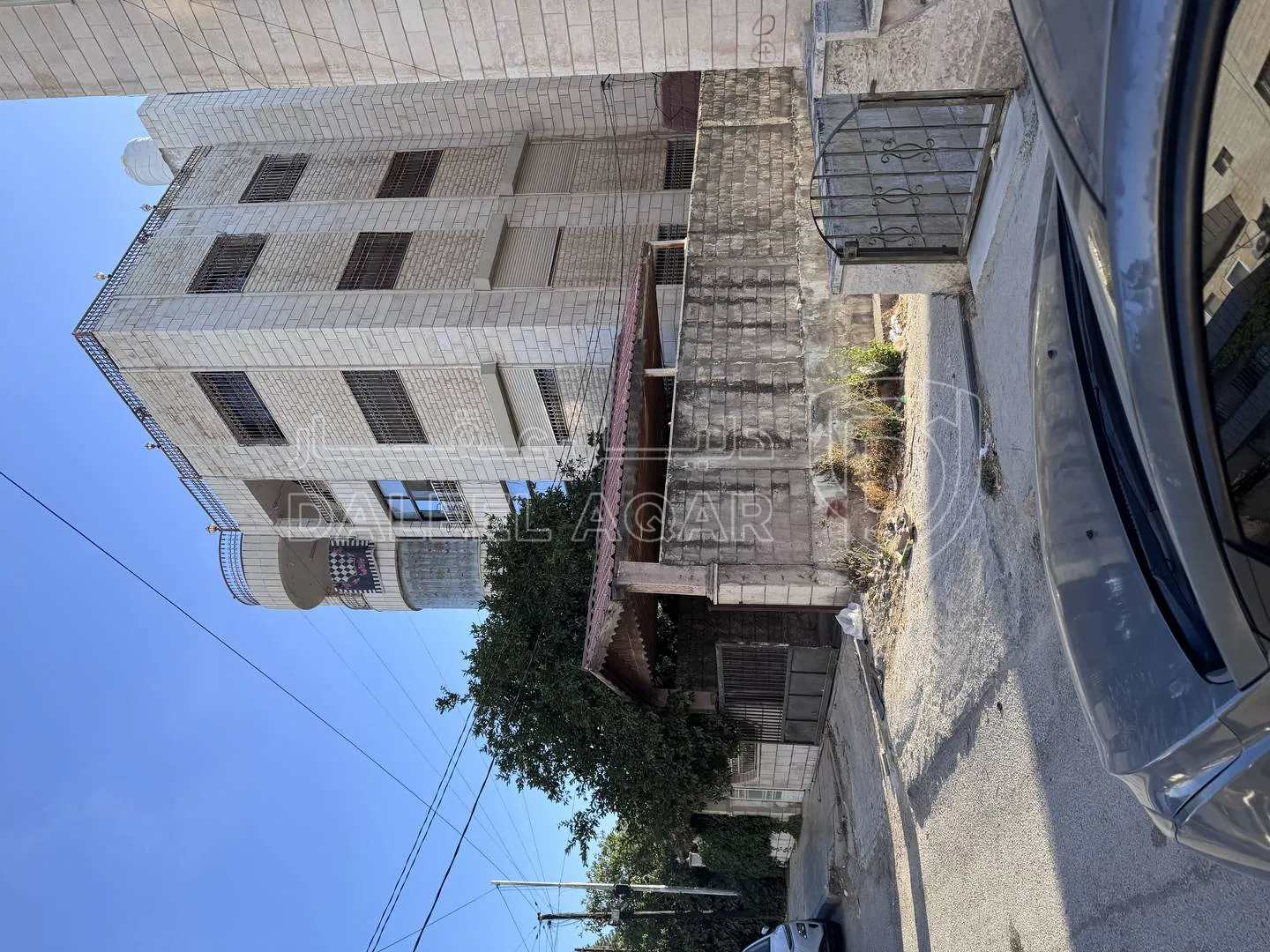 شقة في اربد مقابل نادي الحسين - 55,000 دأ - صورة 1