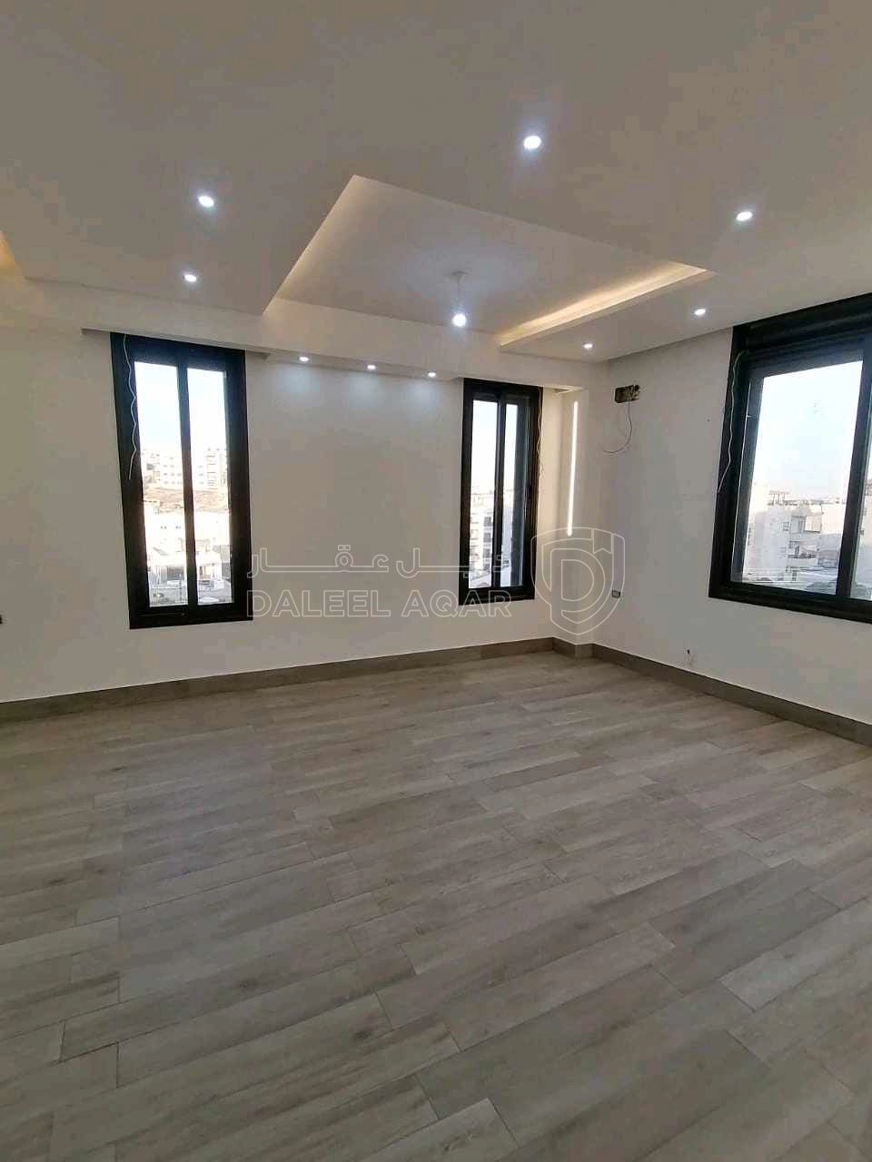 شقة في البنيات - 130,000 دأ - صورة 1