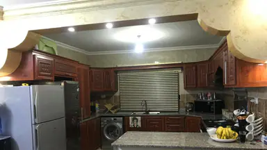 شقة - اربد الحي الشرقي شمال مسجد المقري - 320000 دأ