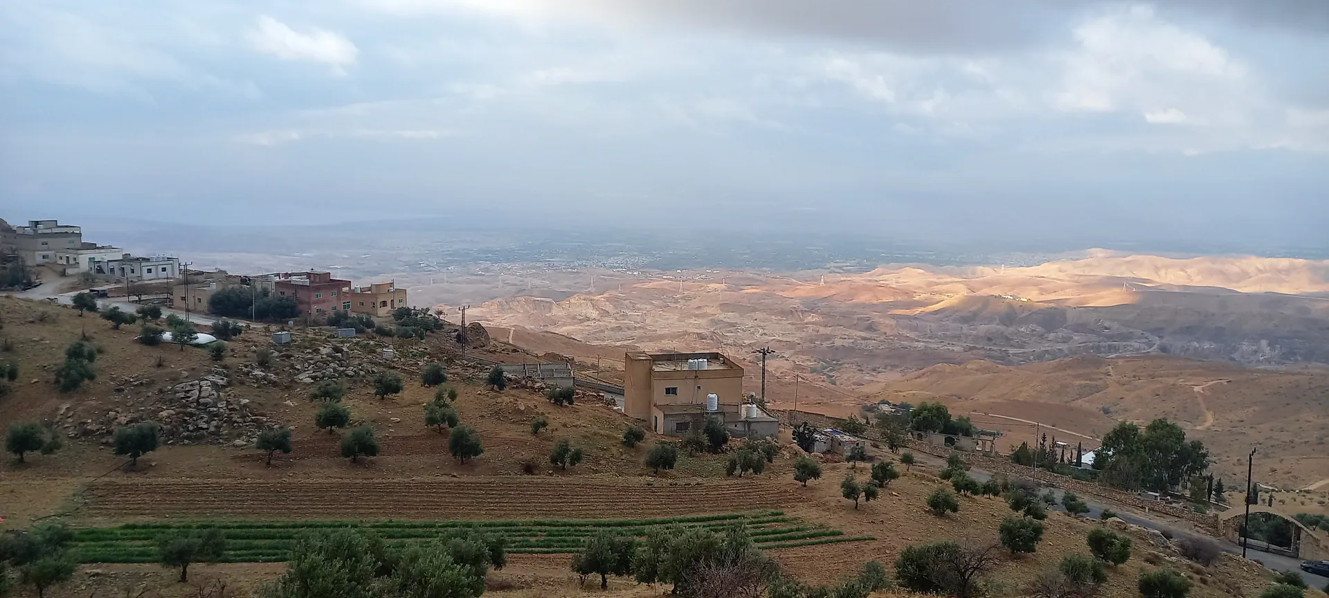 أرض في عمان ناعور شارع تركي - 70,000 دأ - صورة 1