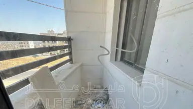 شقة - في جبل الزهور 120 متر ب 55 الف جديدة  - 55000 دأ