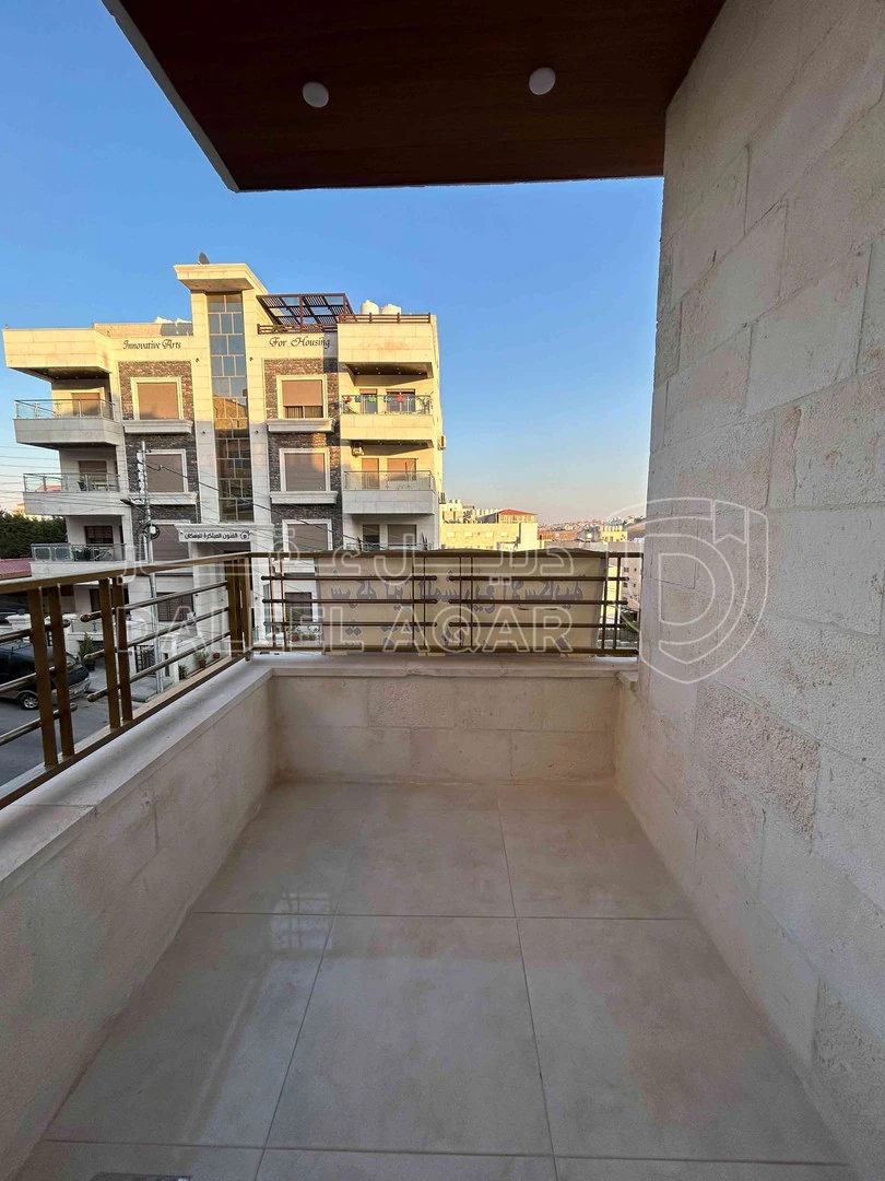 شقة في عماره رقم 11 شارع نمر الحمود - 92,000 دأ - صورة 1