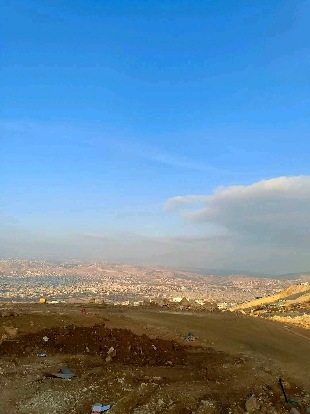 أرض في خلف مطعم ديوان زمان - 270,000 دأ - صورة 1