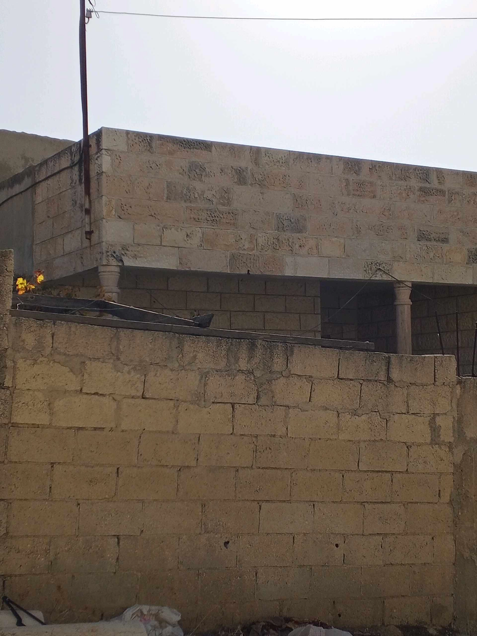 مبنى في ناعور - 150,000 دأ - صورة 1