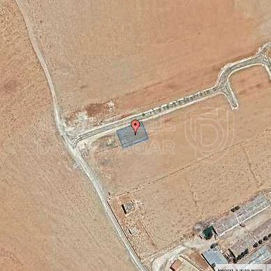 أرض في يبعد 600 متر عن شارع ال 100 - 24,000 دأ - صورة 1