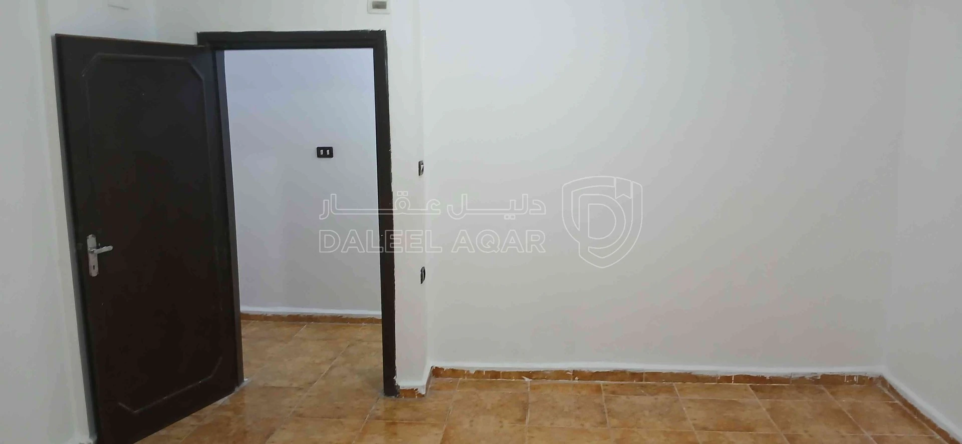 شقة في المرج بالقرب من دوار الإسكان  - 25,000 دأ - صورة 1
